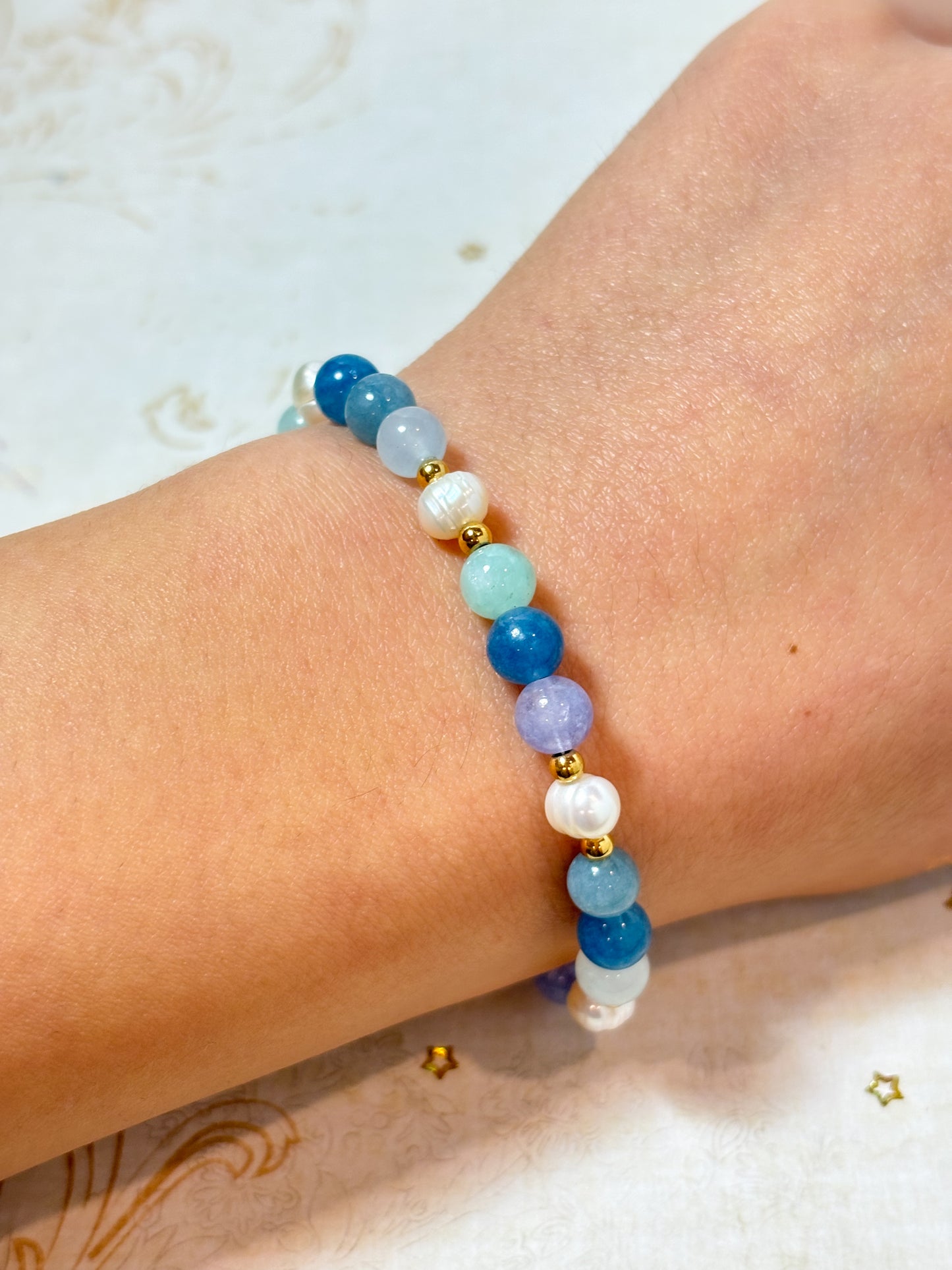 Round Stone Beads and Pearl Bracelet