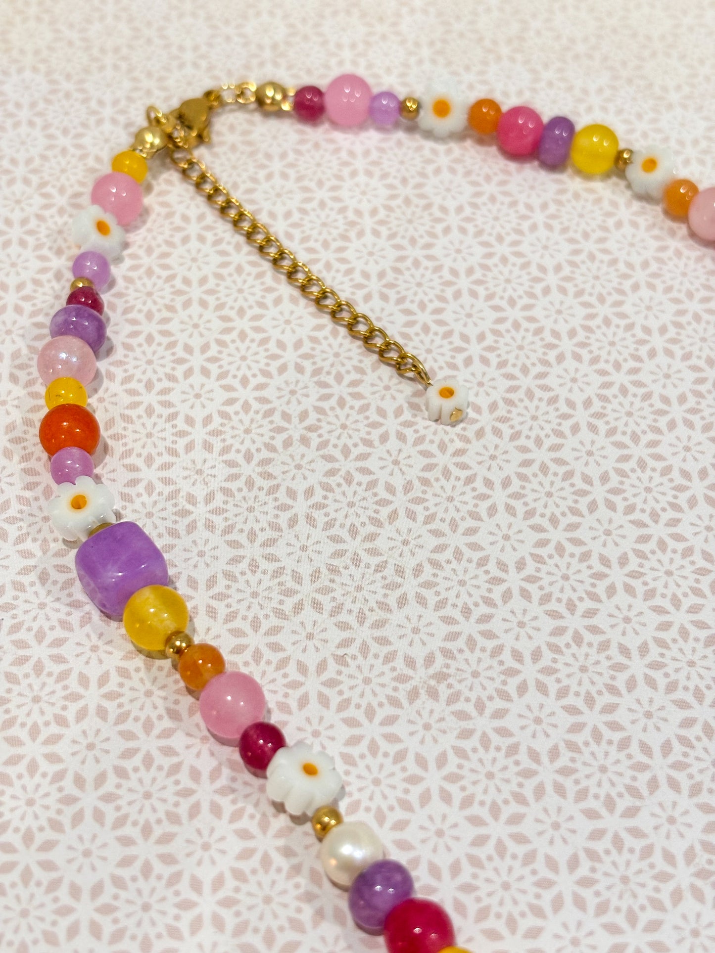 Girly Daisy - Gemstone and Pearl Necklace